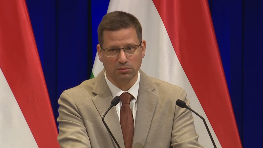 Eltérő eredményeket mutatnak a felmérések, mindkét oldal erősödést jelez